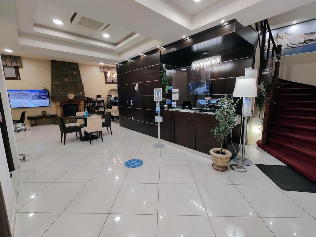 The Manessi City Boutique Hotel Poros Town エクステリア 写真